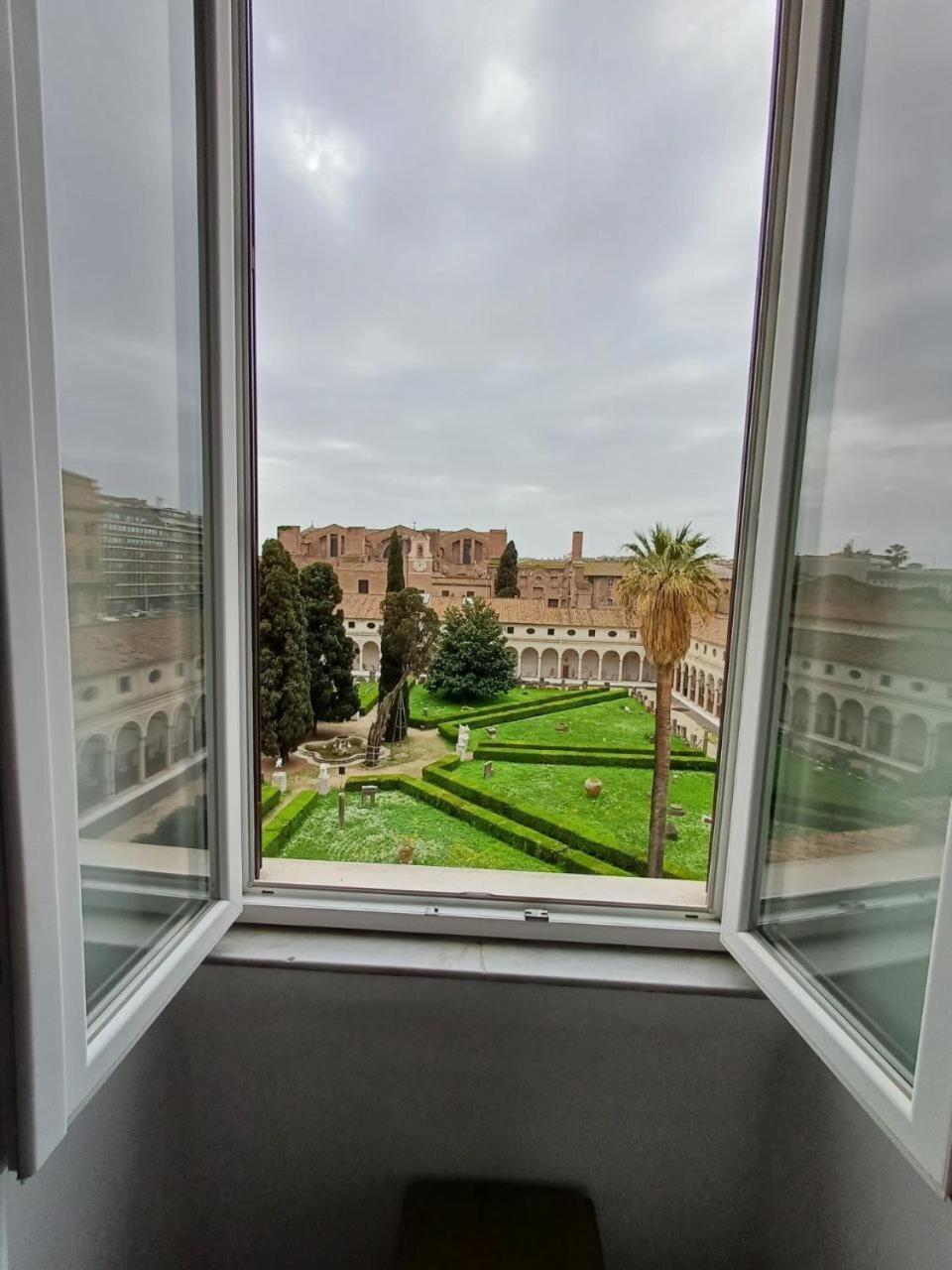 X2 Con Splendida Vista Sulle Terme Di Diocleziano E Sul Chiostro Di Michelangelo Gasthof *